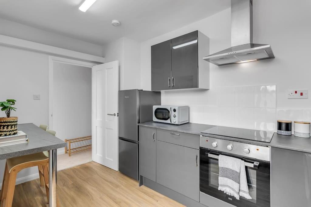 1-Bed Seaside Apartment With Parking Cromer Extérieur photo