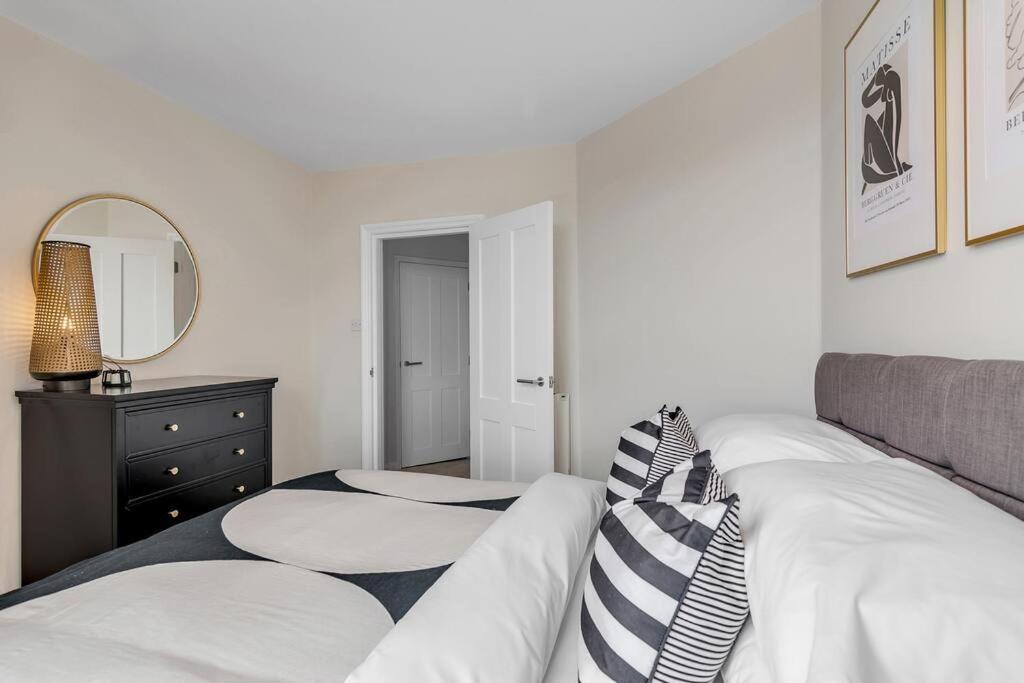 1-Bed Seaside Apartment With Parking Cromer Extérieur photo